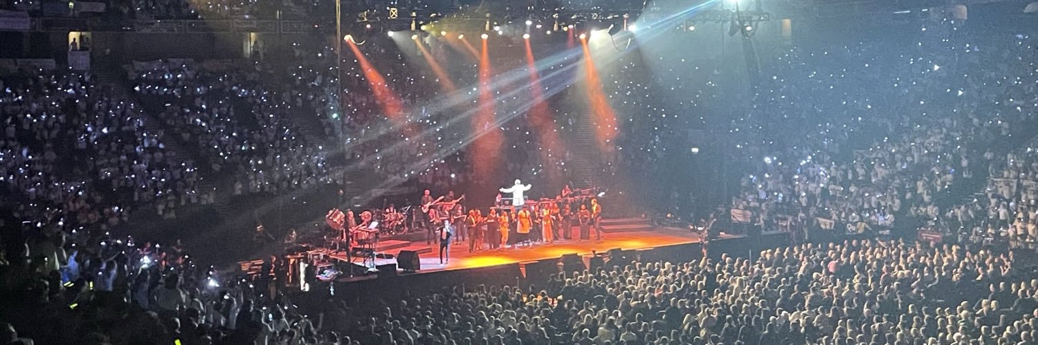 Clare Edwards banner