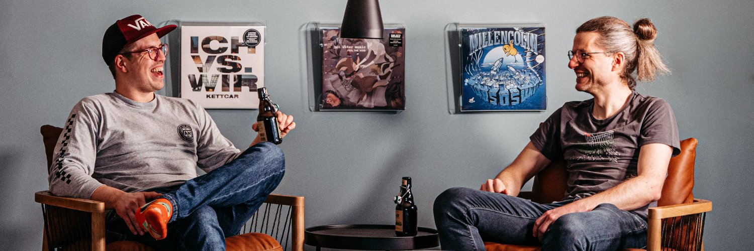 Engineering Kiosk - Podcast, Meetups + Community banner