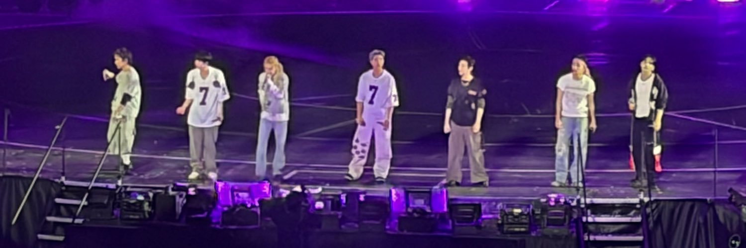 gaby⁷ ☁️ is missing bts banner