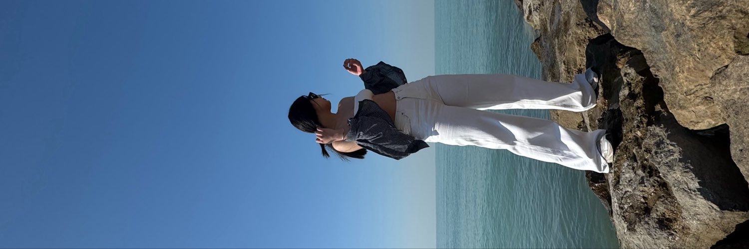 inetrisa's profile banner image