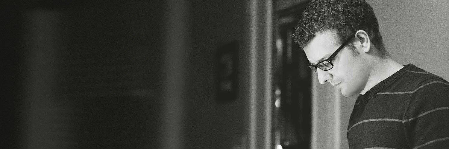rzen's profile banner image