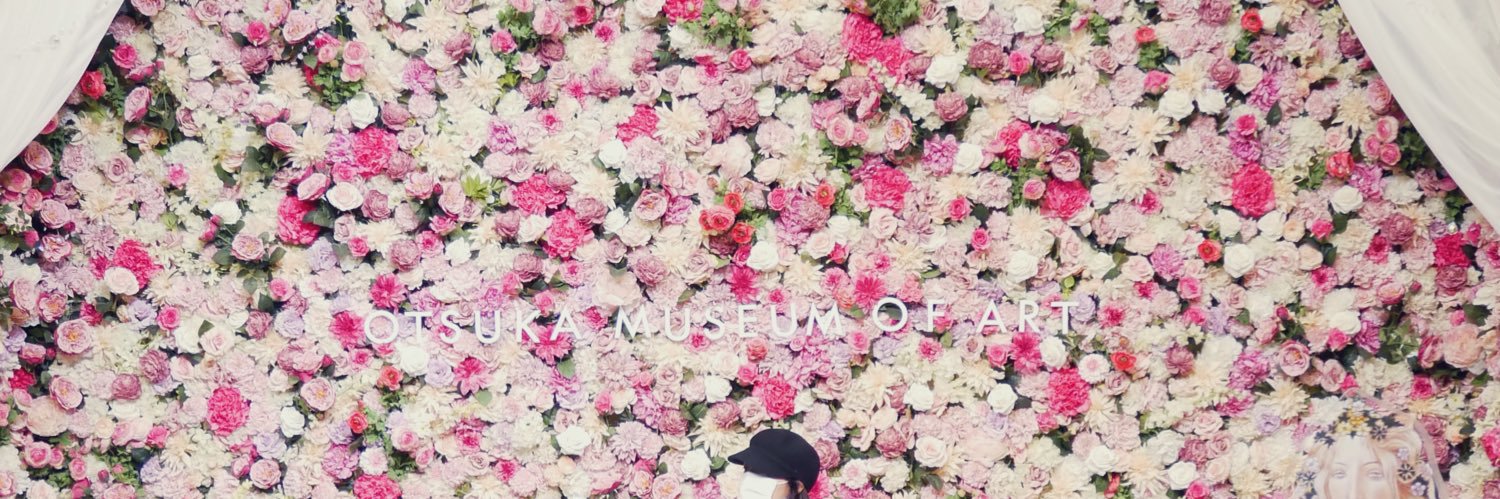 senachum's profile banner image