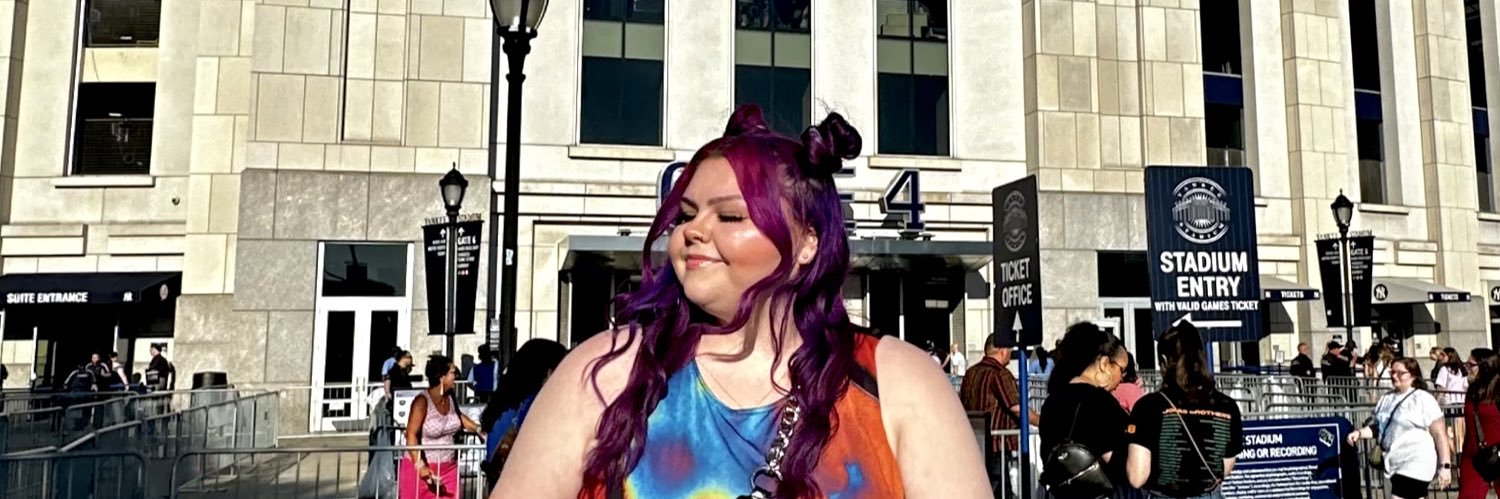 Natoshia 🦋 banner