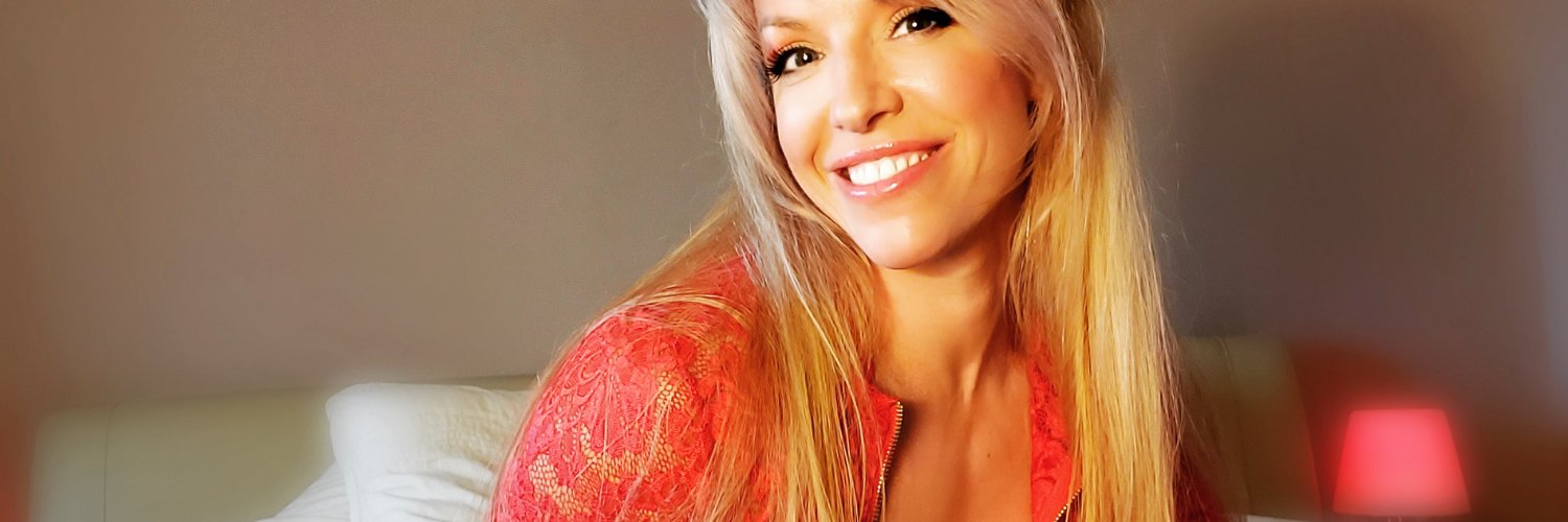 Serena Boux banner