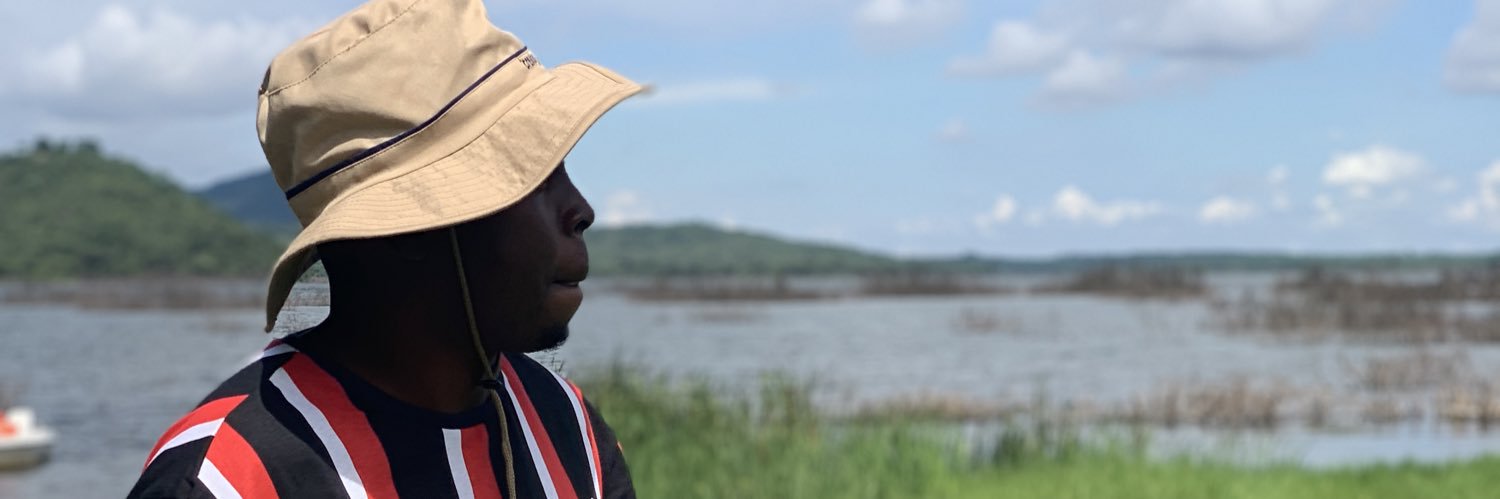 Piwai_'s profile banner image