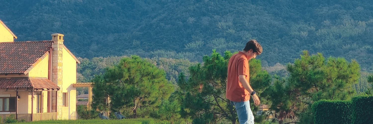KoRaViTz's profile banner image