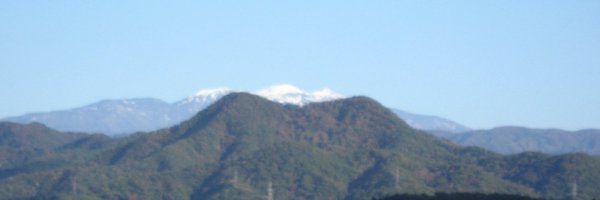 9pLv4 Profile Banner