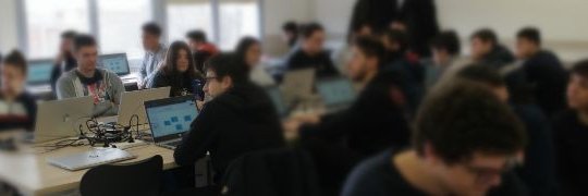 alberto vila banner