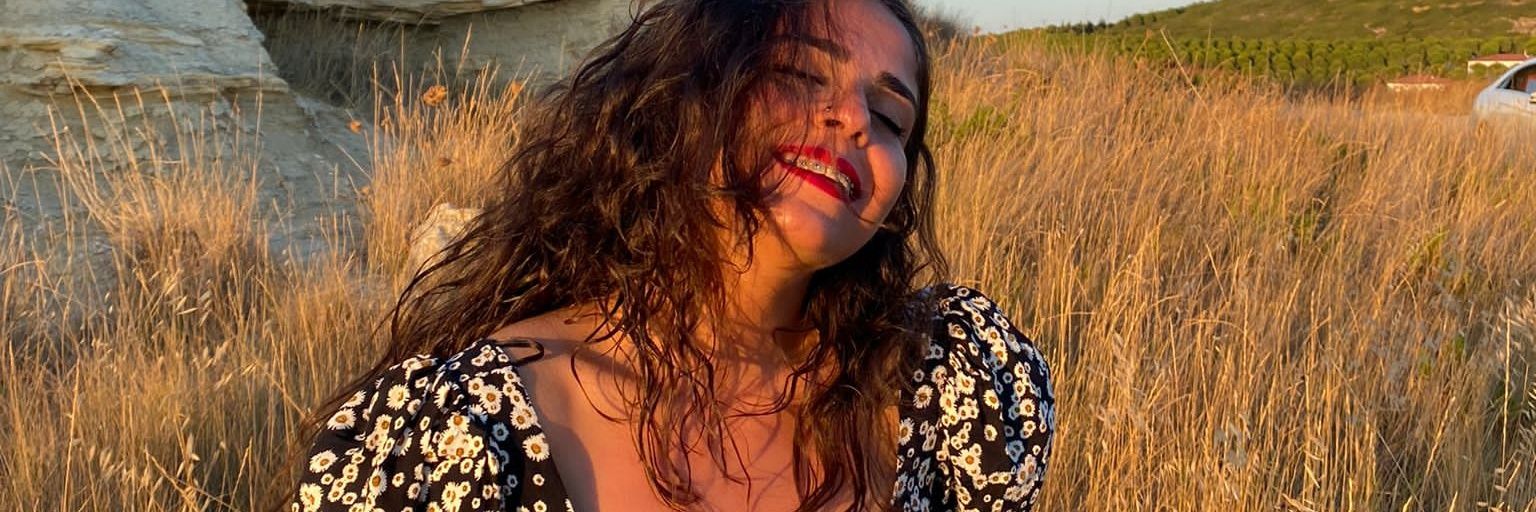 kynfatma's profile banner image