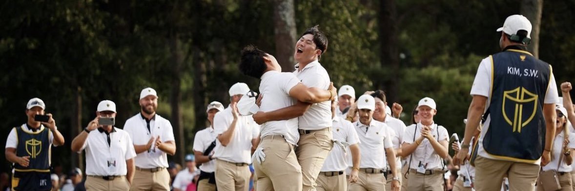 Roger Murdock banner