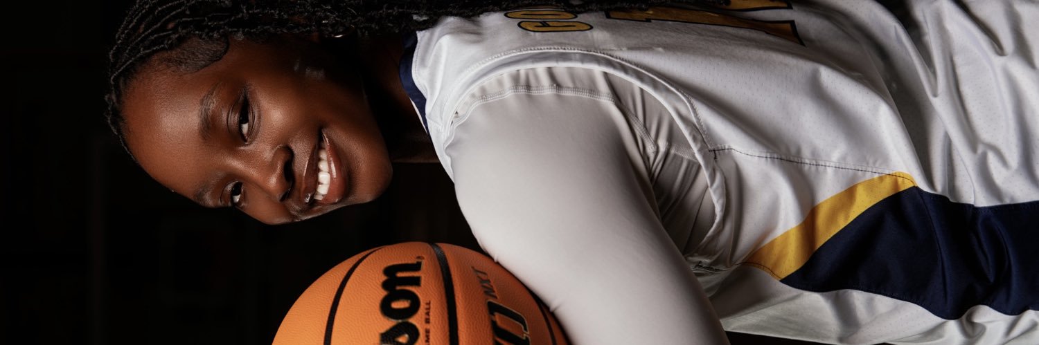 Des’Myah Croom banner