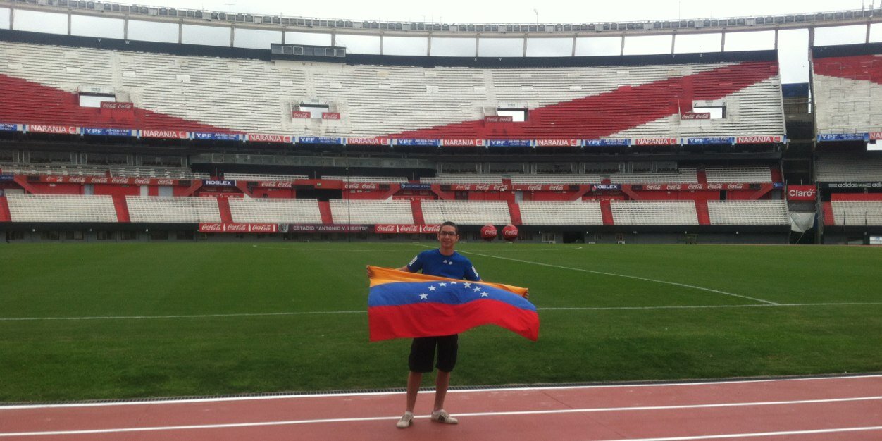 LuisBauza's profile banner image