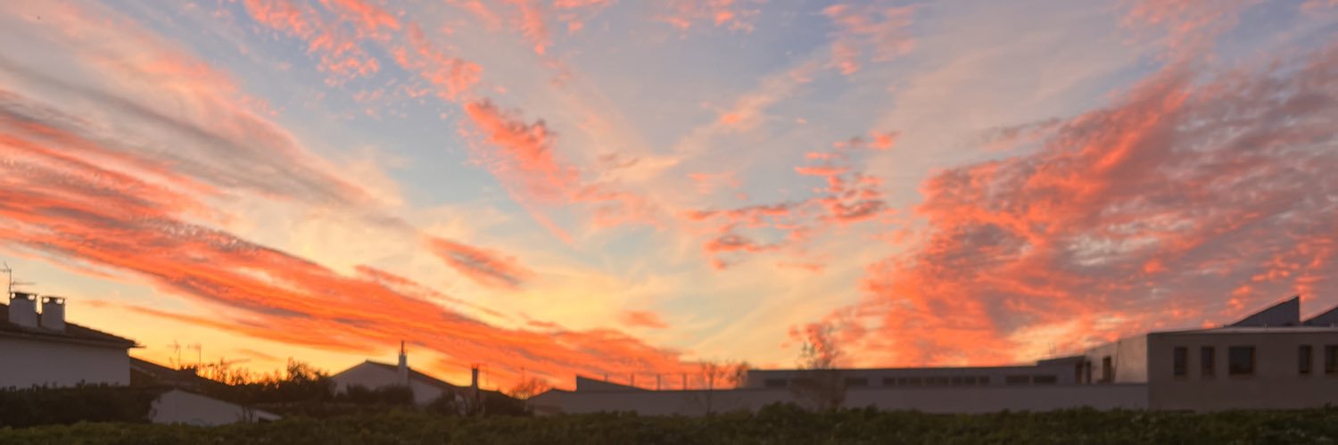iwin_cy's profile banner image