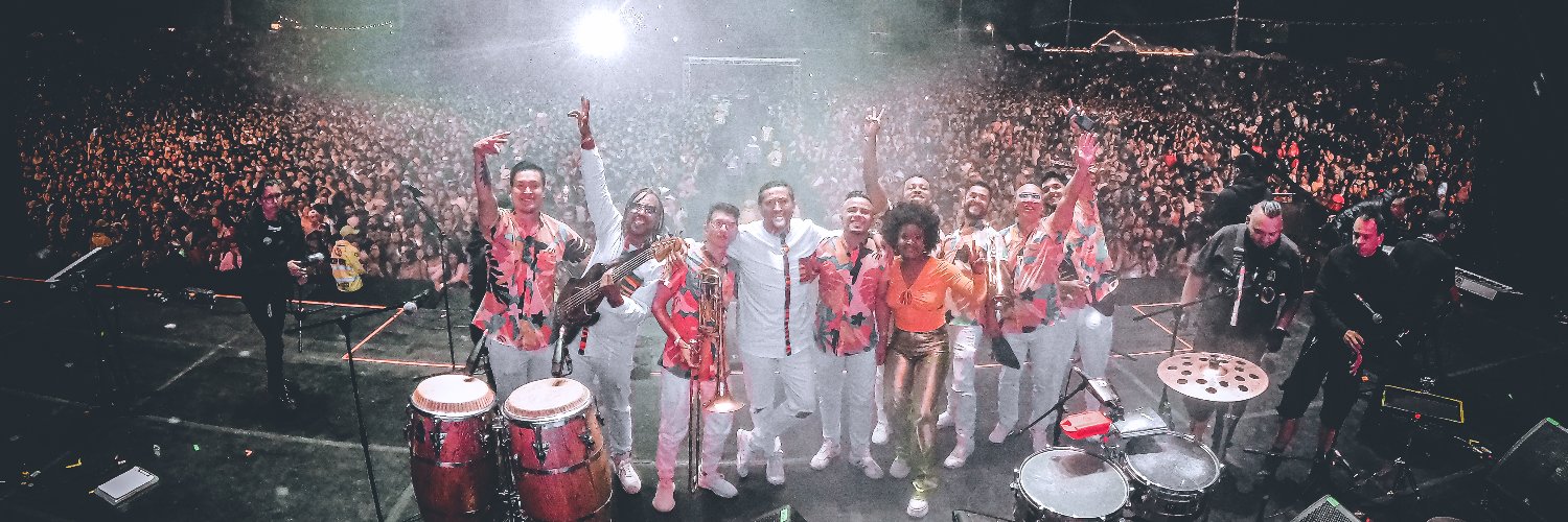 Luna Llena Salsa Band banner