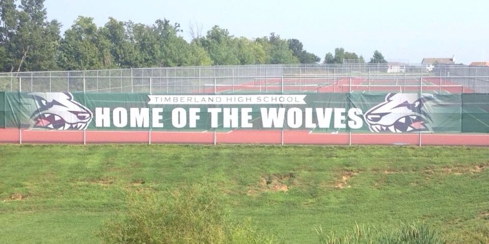 THS Wolves Tennis banner