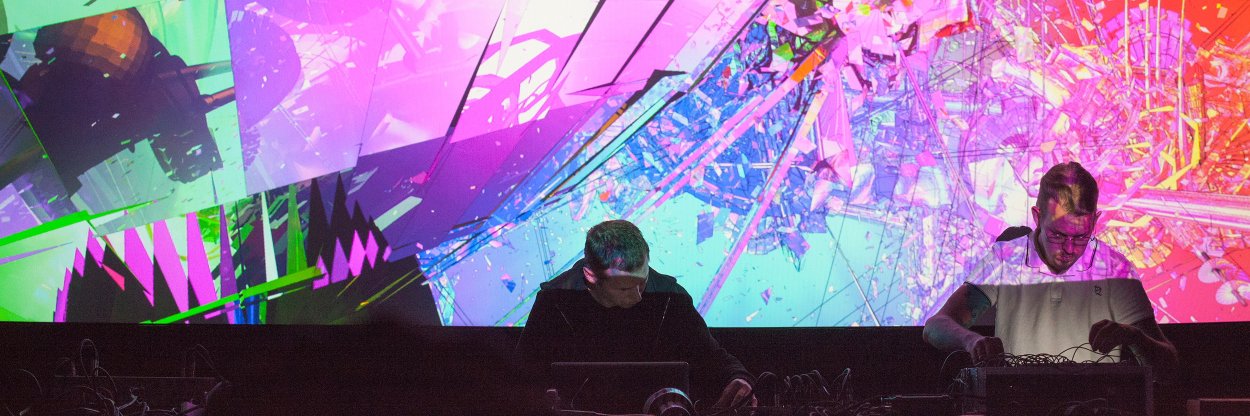 pinktwins's profile banner image
