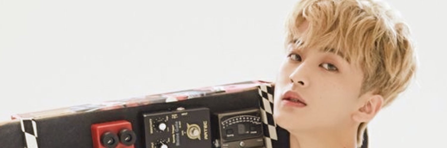 ฮช⁹ banner