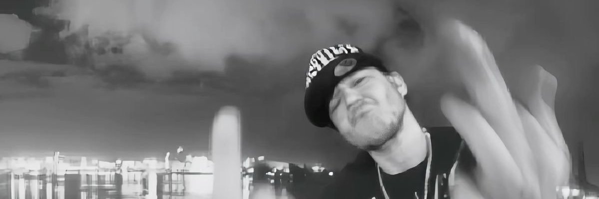 anti_comedia07's profile banner image