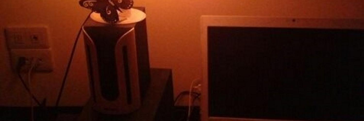 lesat28's profile banner image