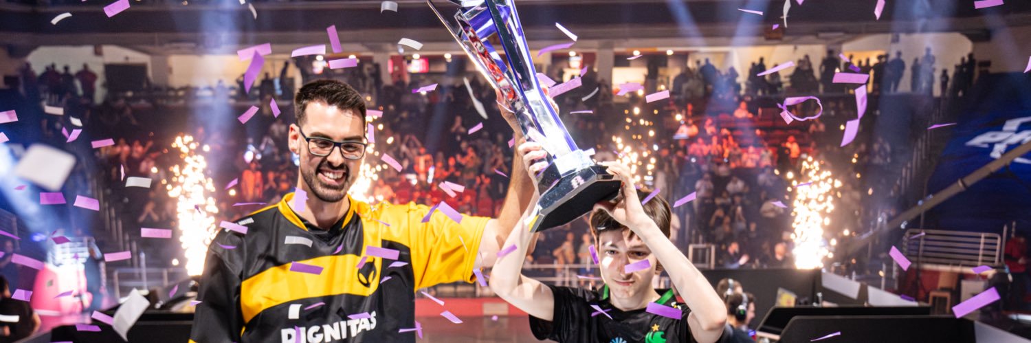 Stack's banner