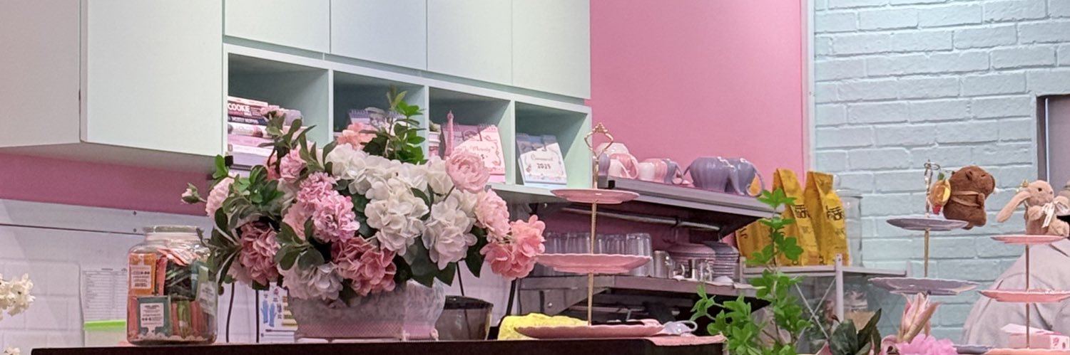 _ainamiraaa's profile banner image