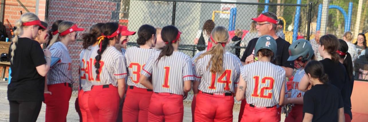 Columbus Titan Softball banner