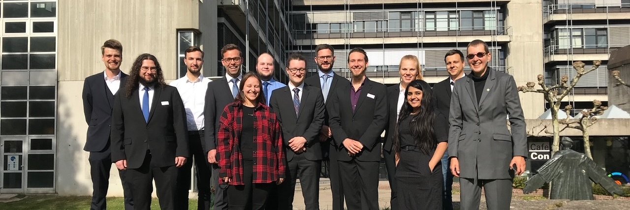 Laschat Group banner