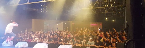 omg2raw Profile Banner