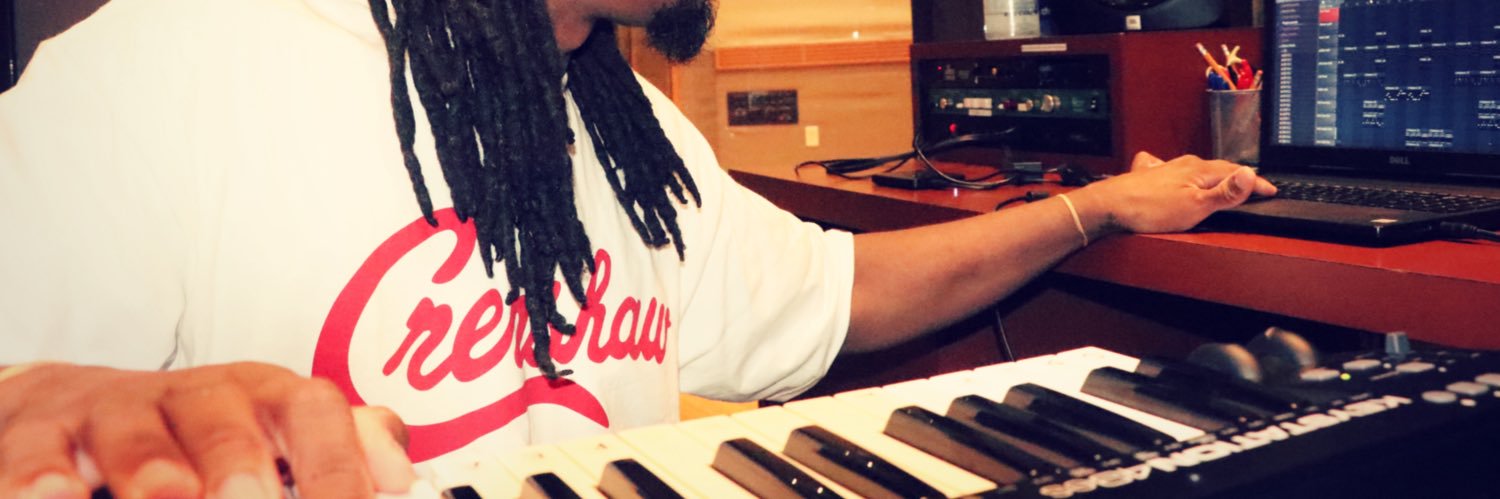 MusiqFiend's profile banner image