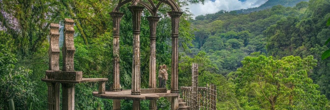 Maru Glz O'Farrill banner