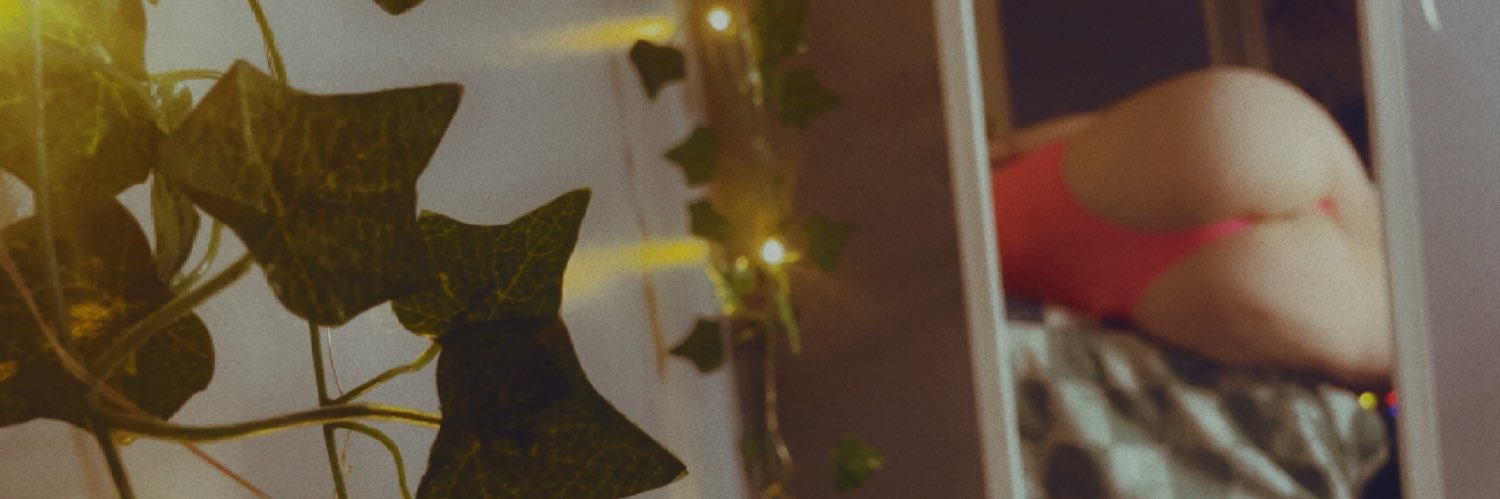 QueenMinnie420's profile banner image
