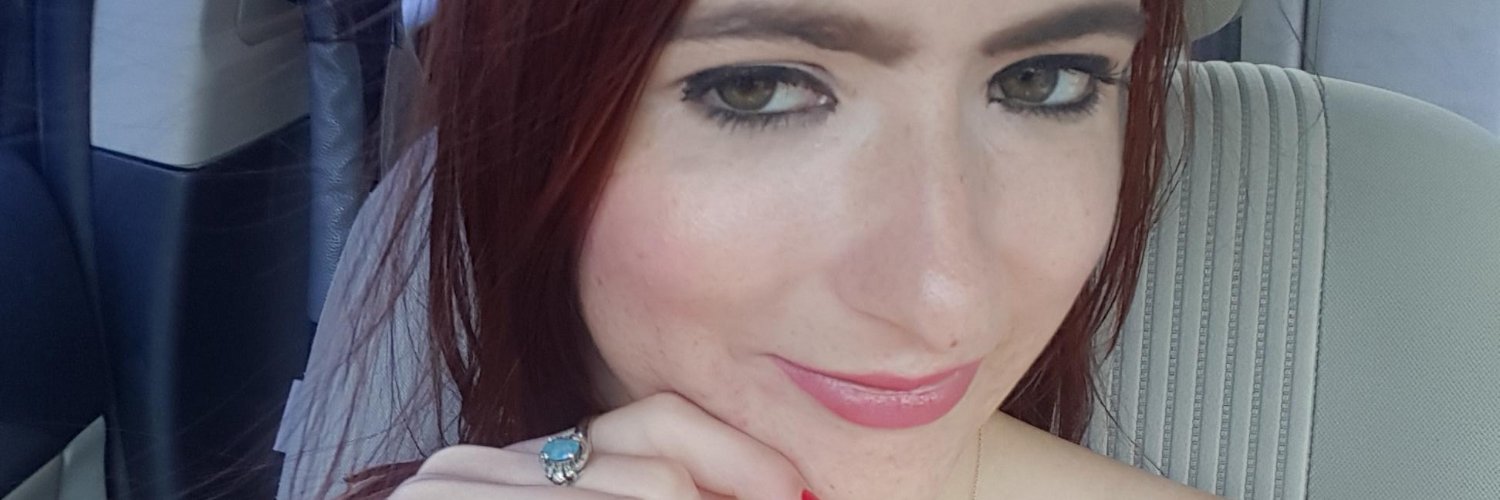 rose_vivacious's profile banner image