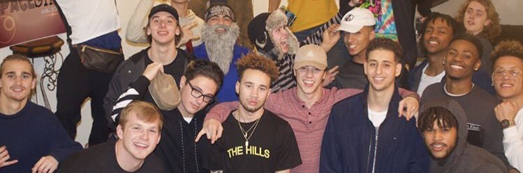 tcallll's profile banner image