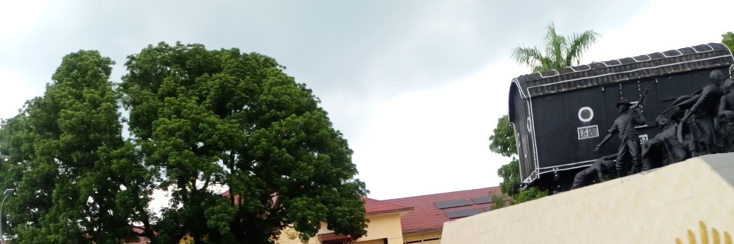 yullistt's profile banner image