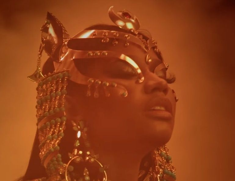 Everything Nicki Minaj banner