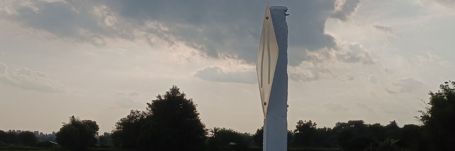 v_khlang's profile banner image