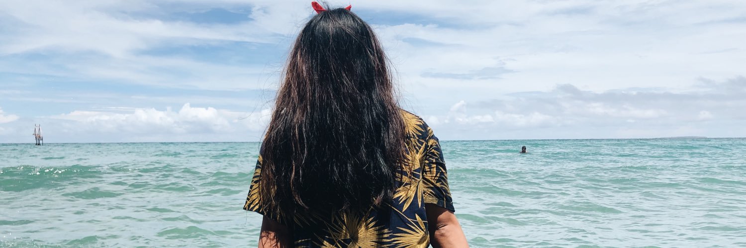 maybelflores's profile banner image