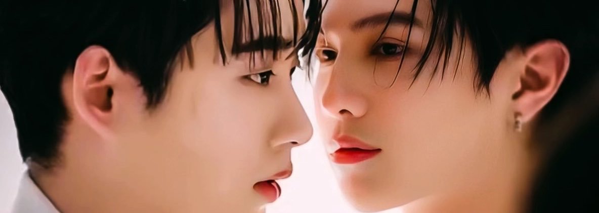 htetyiwin's profile banner image