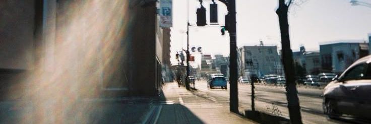 issa | closed. banner