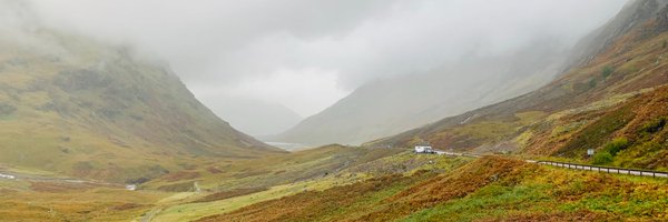 ishamangurkar Profile Banner