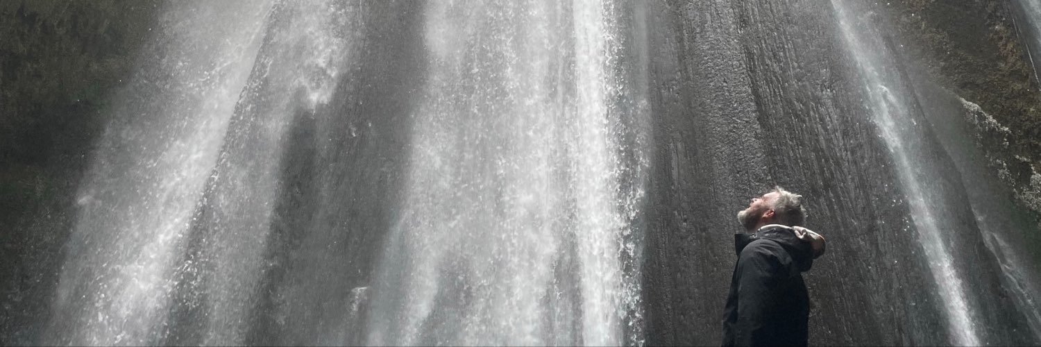r0mpy's profile banner image