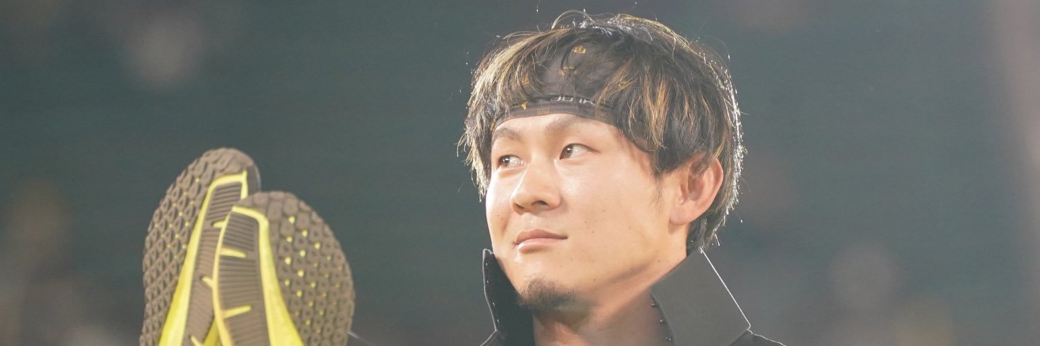 8_mkhr_old32's profile banner image