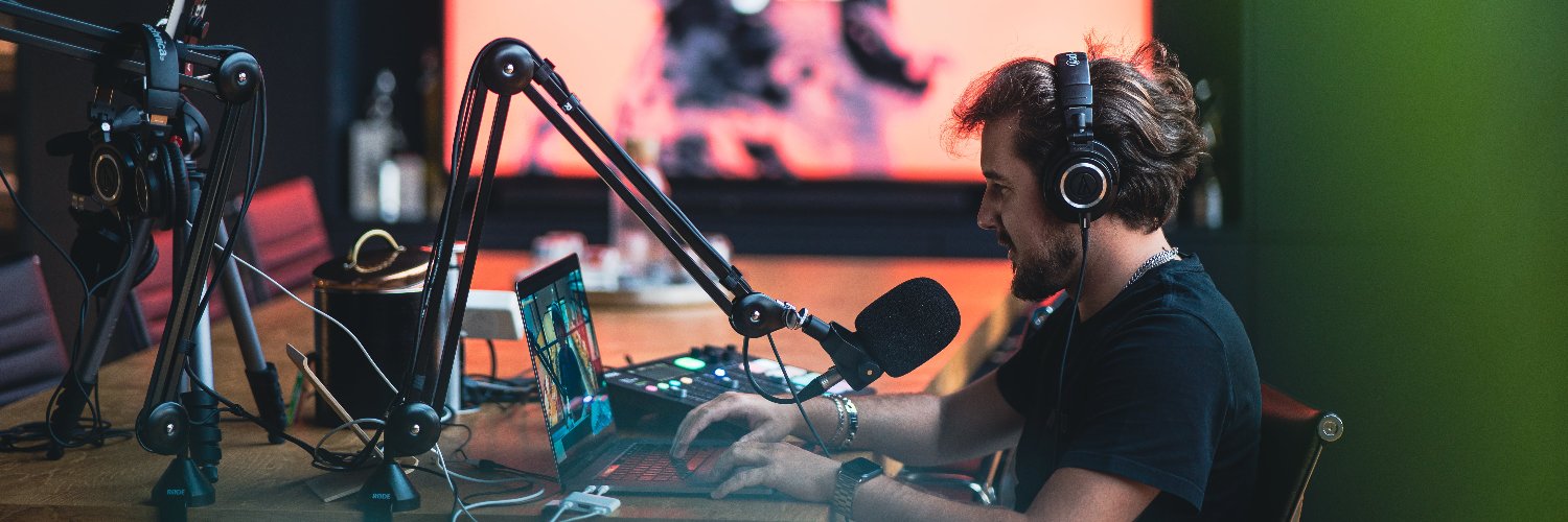 Marco Oliveira banner