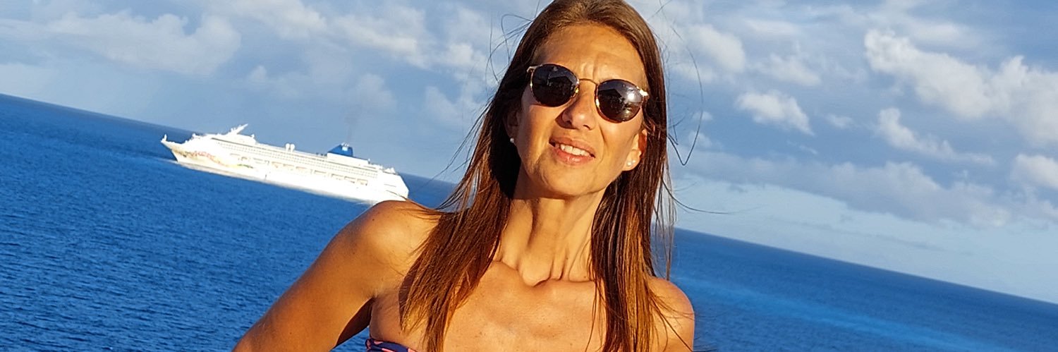FabiRey17's profile banner image