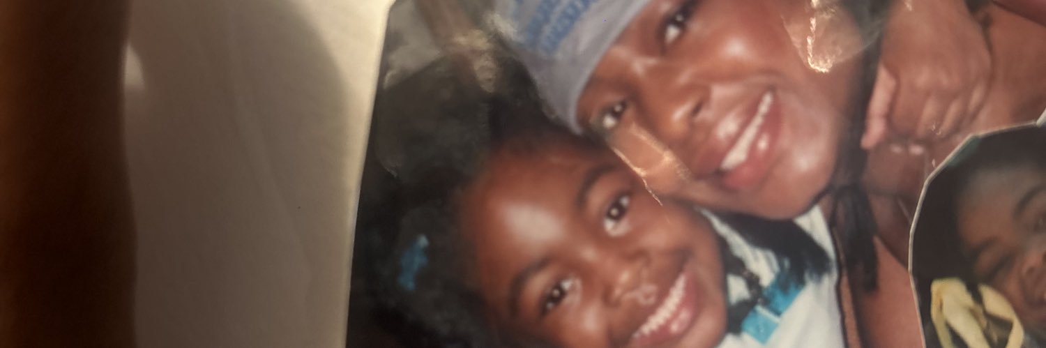 xnaiya's profile banner image
