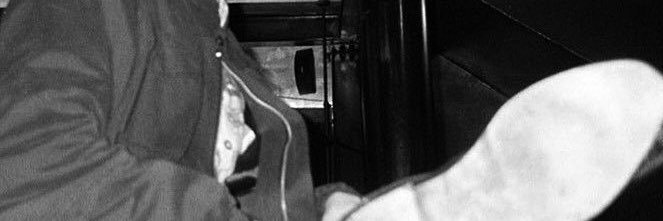 T banner