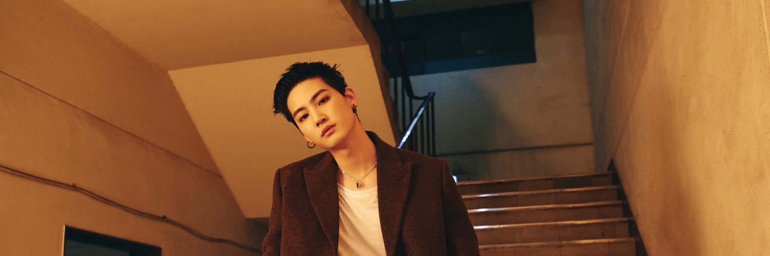 Kimhan_L2's profile banner image