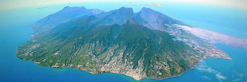 Le M🌋🇷🇪 banner