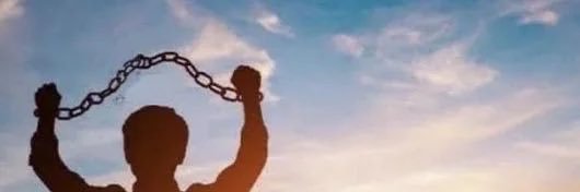 😼 working on comz banner