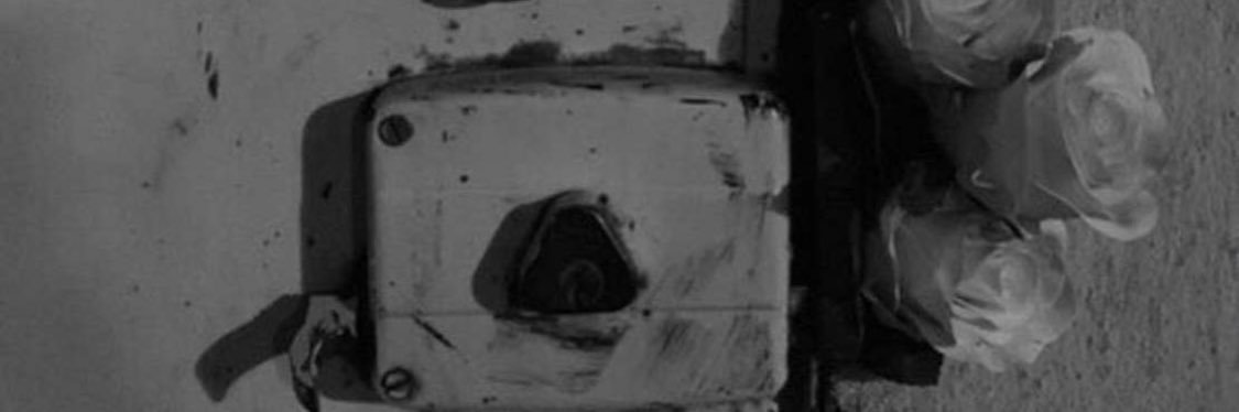 yo1713's profile banner image